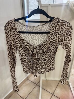Storia Brown & Cream Floral Geometric Tie-Front Long Sleeve Top
